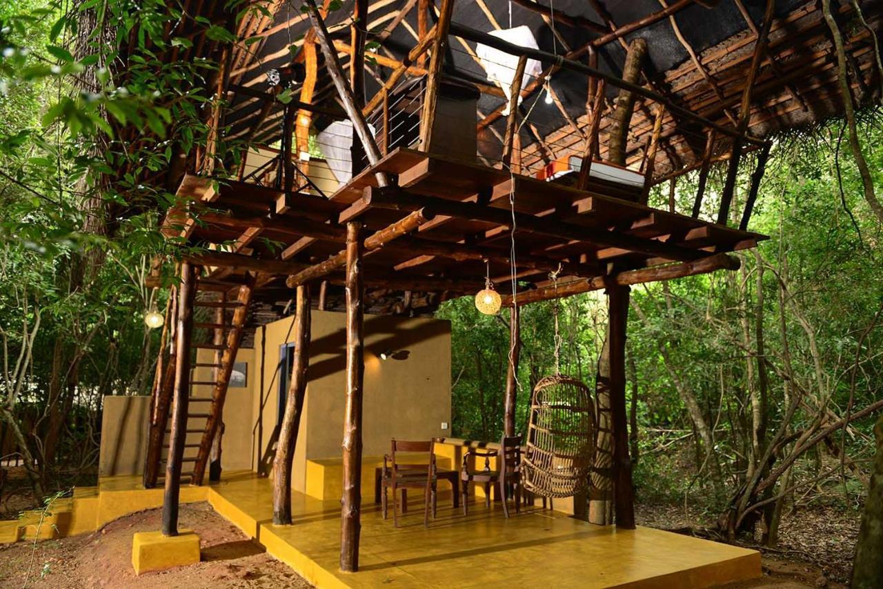 Villa Back Of Beyond - Pidurangala à Sigirîya Extérieur photo