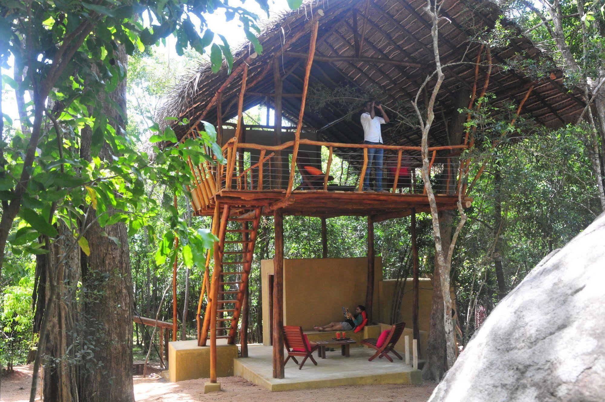 Villa Back Of Beyond - Pidurangala à Sigirîya Extérieur photo