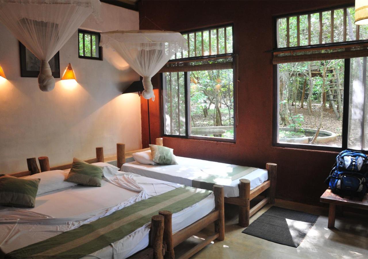 Villa Back Of Beyond - Pidurangala à Sigirîya Extérieur photo
